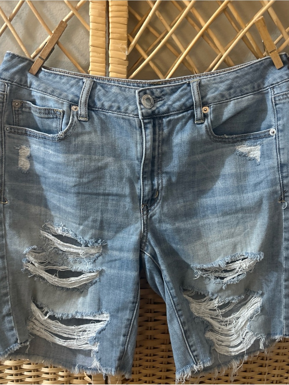 American Eagle Y2K Ladies Slouchy Bermuda Shorts Size 10 Grunge